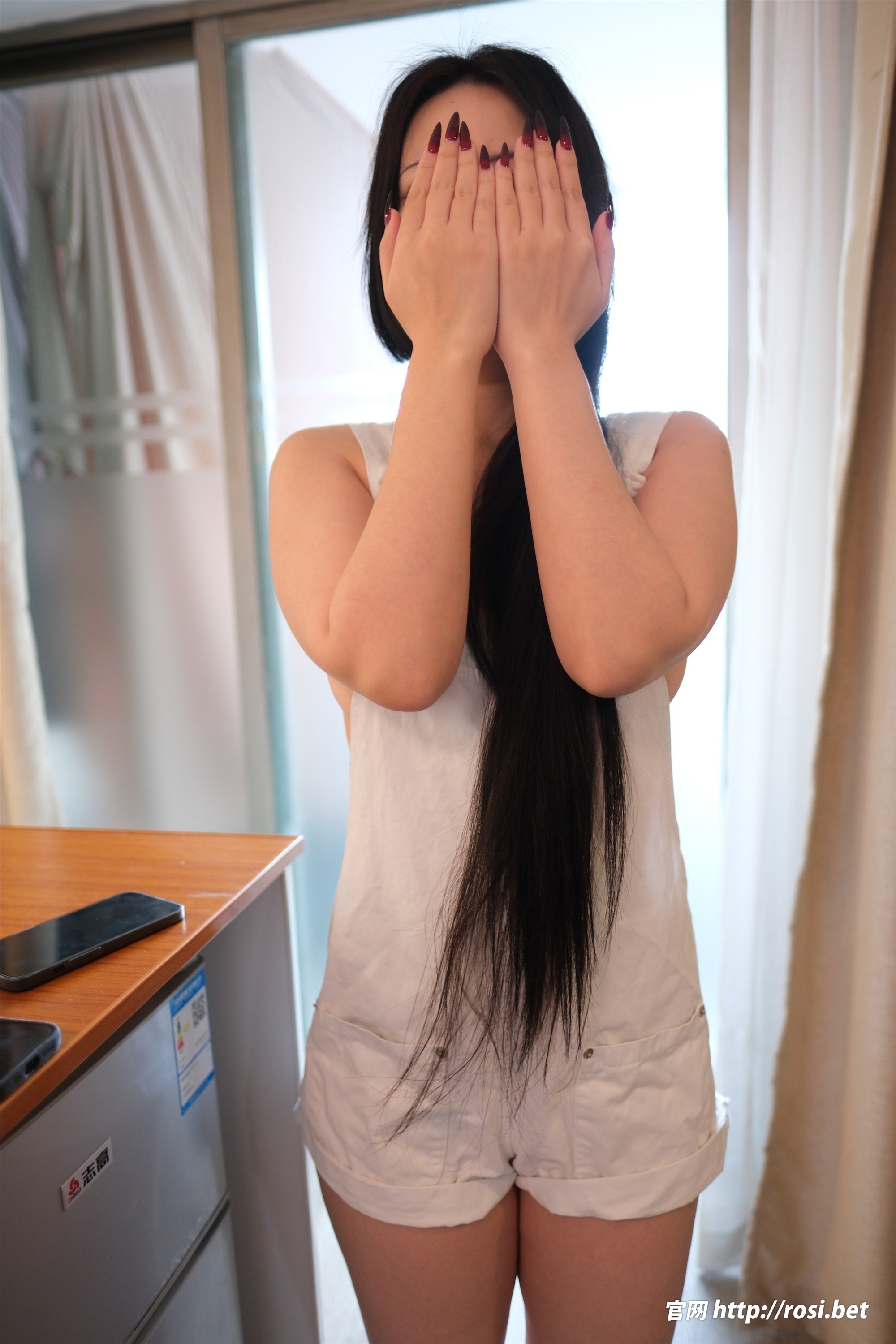 ROSI写真 2024.03.12 NO.4481